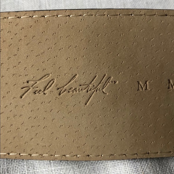 WHBM M Wide Brown Reptile Look Faux Leather Wide Belt - Picture 8 of 9